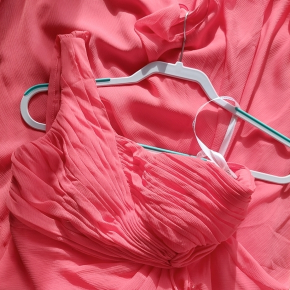 David's Bridal | Wedding | Bridesmaids | Prom Dress One Shoulder Size 4 Pink NWT - Picture 2 of 7
